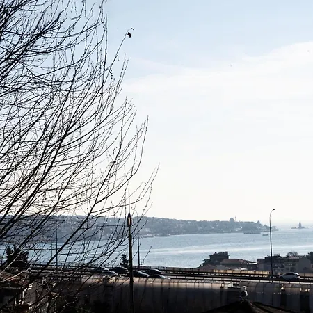 Mona Bosphorus 4*