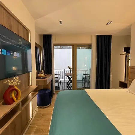 Mona Bosphorus ホテル イスタンブール