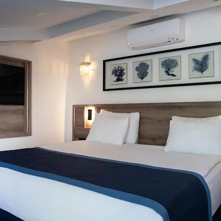 Mona Bosphorus Hotell 4*