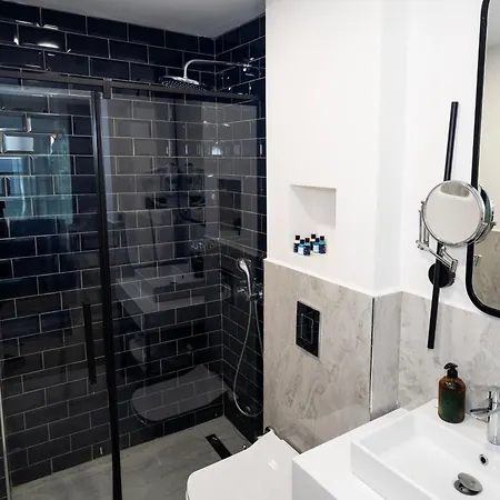 Mona Bosphorus 酒店