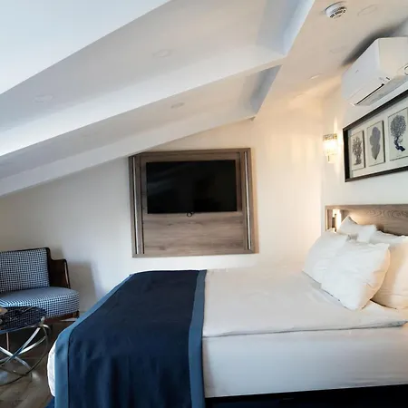 Mona Bosphorus 4*