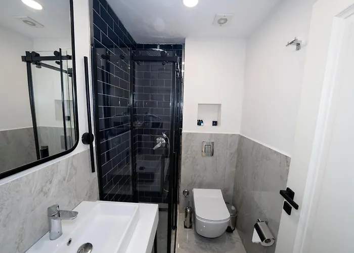 Mona Bosphorus Hotel 4*