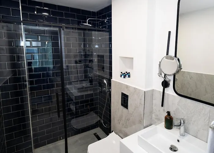 Mona Bosphorus 酒店