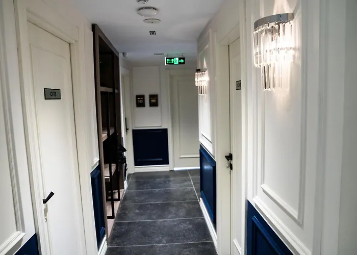 Mona Bosphorus 酒店